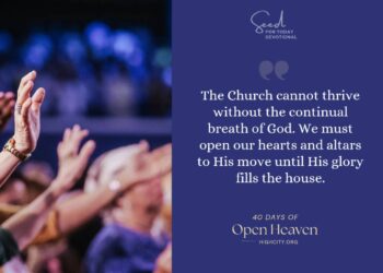 Let the wind blow again into the church